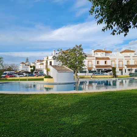 Aparta Club La Barrosa Apartment Chiclana de la Frontera Bagian luar foto